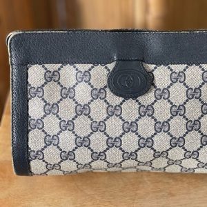 Vintage Gucci Clutch